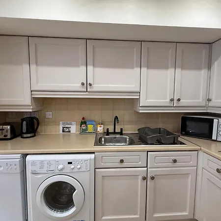 Apartment 4 Royal Mile Flat Near Castle Edinburgh