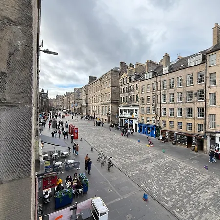 4 Royal Mile Flat Near Castle * Edinburgh