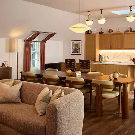 Отель The Hoxton, 4*