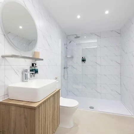 Joivy Family Flat Near Leith *