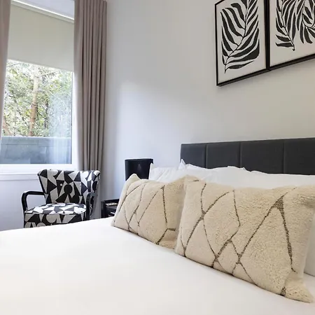 Joivy Family Flat Near Leith * Edinburgh