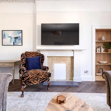 Apartman Joivy Family Flat Near Leith *