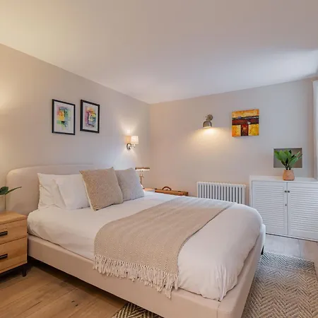 Apartament Superb Two Bedroom 2 Bathroom Morningside *