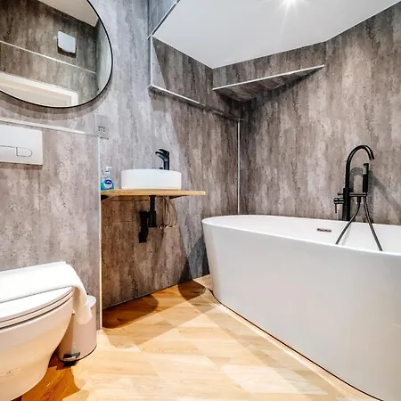 公寓 Duplex Penthouse - 11 Guests 7 Beds 15' Centre