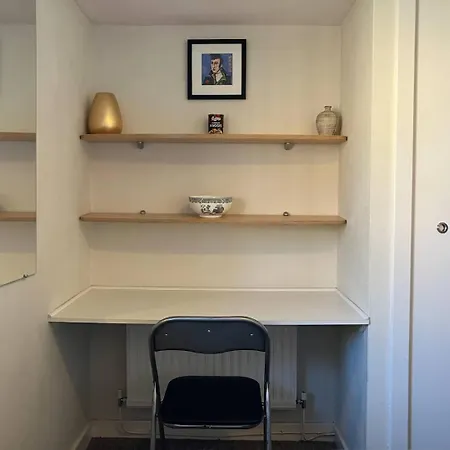 Welcoming And Homely 2 Bed In Location * אדינבורו