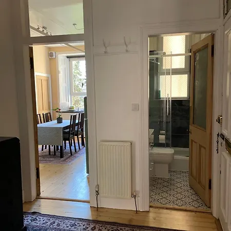 Lägenhet Charming Flat Edinburg