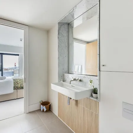 Appartamento Bnbnova - Royal Mile & Castle - 3br 2ba Penthouse *