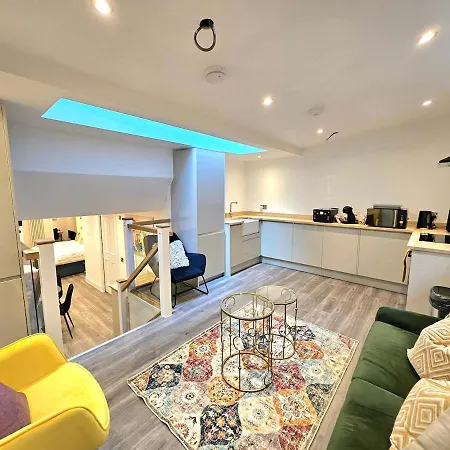 Stylish & Design Apartment- 3 Beds