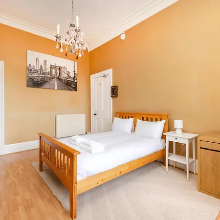 Stylish Southside Flat Near Old Town 公寓 *