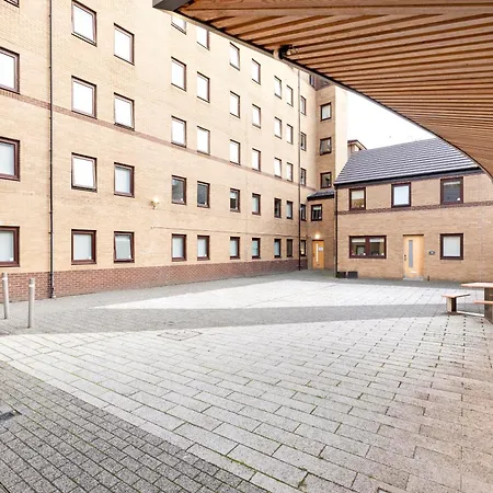 Meadow Court Edinburg