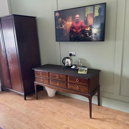 Edinburgh37 Hotel 4*