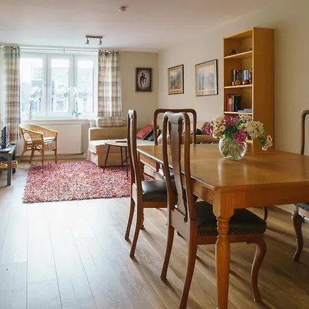 Bright Spacious 2 Bedroom In Stockbridge Edimburgo