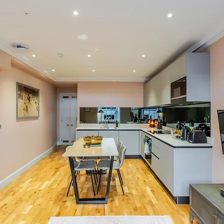 Dragon Luxury Serviced At Alva Street Apartment *
