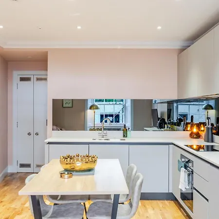 Dragon Luxury Serviced At Alva Street Apartment *