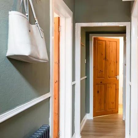 Cozy With Character Logie Main Door Flat Edinburgh