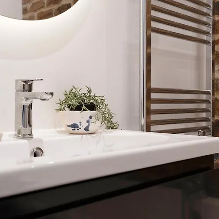 شقة Cozy With Character Vibrant Style Flat At Leith Links Park إدنبرة