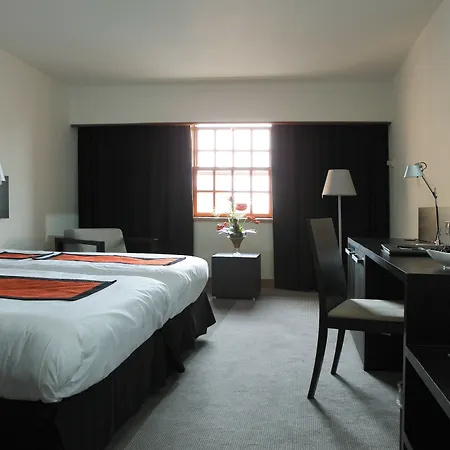 Hotel Radisson Blu Hotel, City Centre 4*