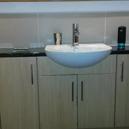 Shore View Apartment *
