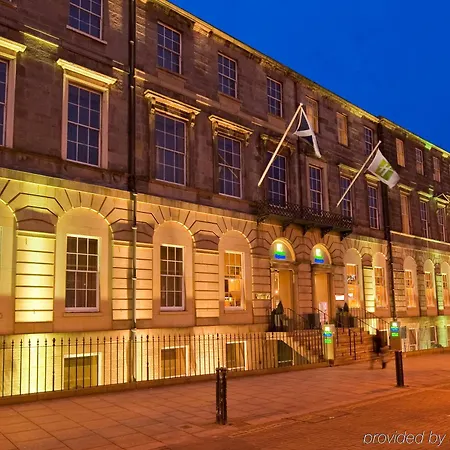 Hotel Express Centre By Ihg 3*