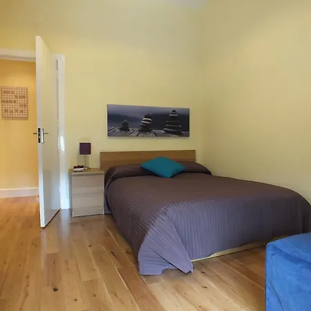 Picardy Place Apartamento *