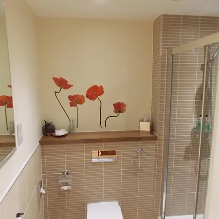 Apartament Violet Bank New Town *