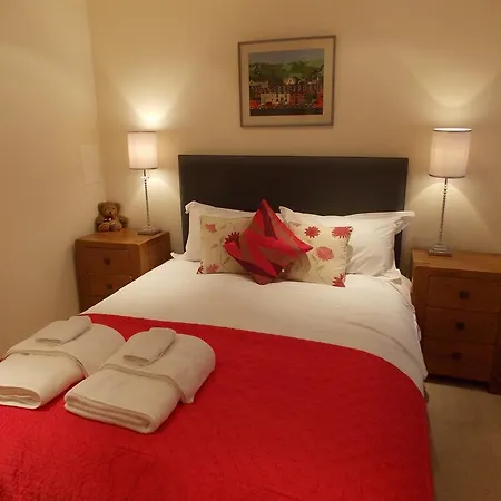 Violet Bank New Town Apartment *