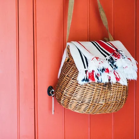 The Pavilion At Lamb's House בית נופש