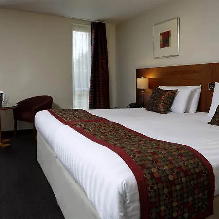 Western Kings Manor Hotel