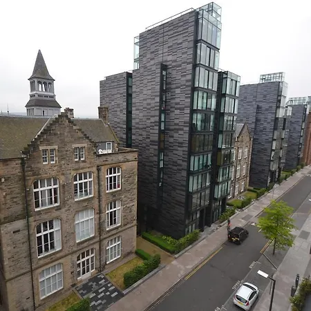 شقة Meadows Apartments- In Quartermile