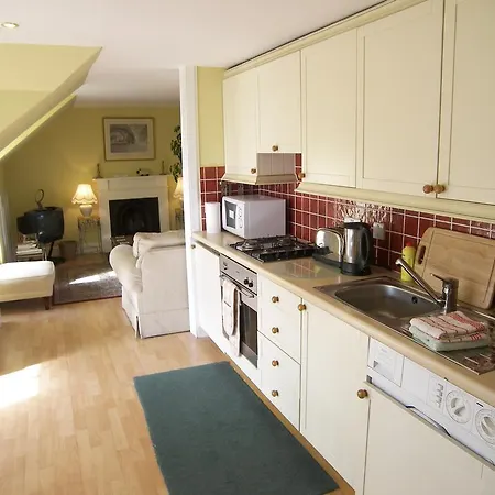 Calton Hill What A View アパート