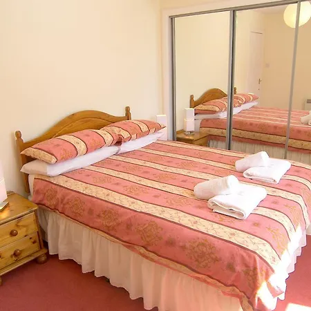 Royal Mile, - 2 Bedroom Apartament