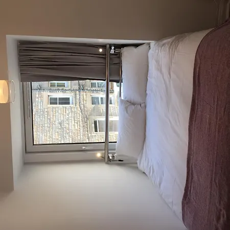 Apartament Lochrin By *