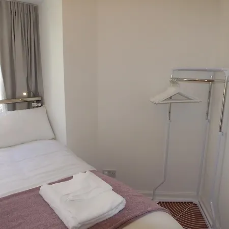 Apartament Lochrin By