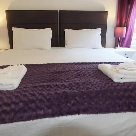 Apartament Lochrin By *