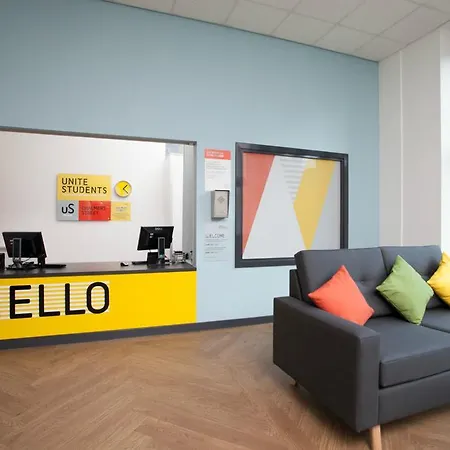 Aparthotel Unite Students - Chalmers Street - The Meadows 2*