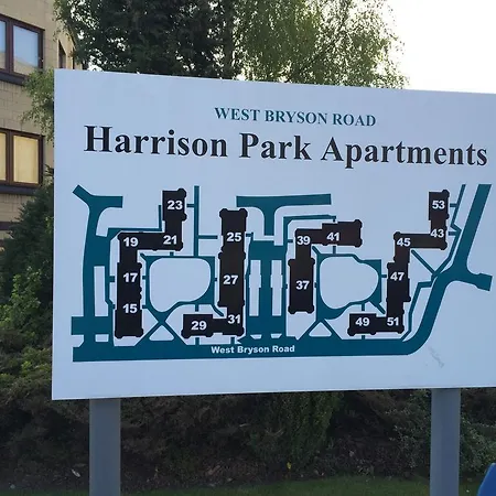 Apartment West Bryson *