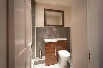 City Retreat Aparthotels