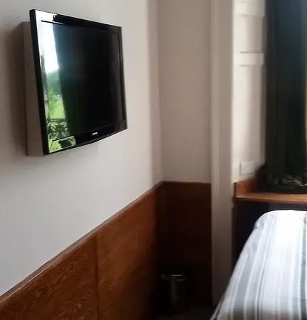 Guest house Adelphi 3*