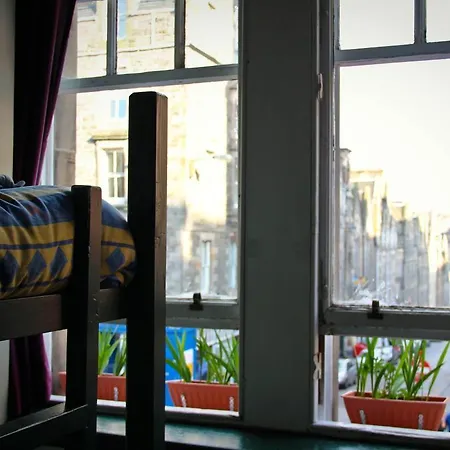 Albergue Royal Mile Backpackers *