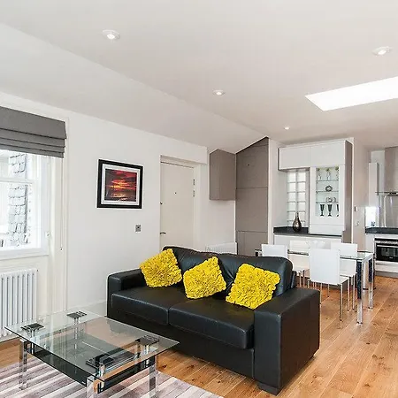 命运苏格兰 - 圣安德鲁广场公寓酒店 *