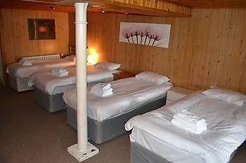 Abbots House - Hotell 2*