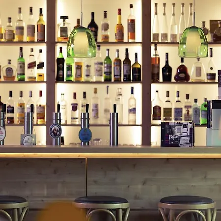 爱丁堡中心南桥 - 皇家大道宜必思酒店 酒店