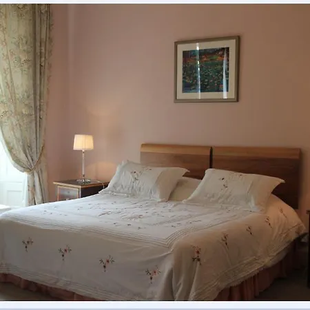 A Georgian Bed & Breakfast