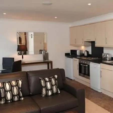 Fountain Court - Grove 4*