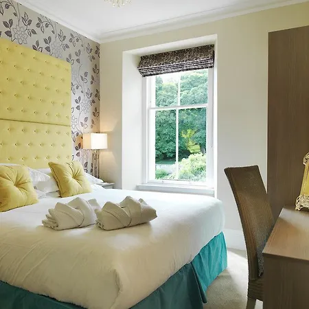 Ailsa Craig Hotel
