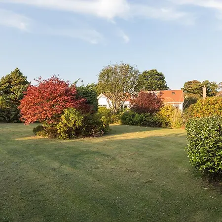 بيت للعطل Woodlands Bungalow إدنبرة