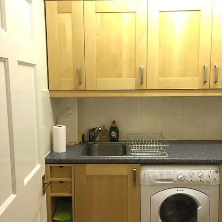 East Fountainbridge Apartment