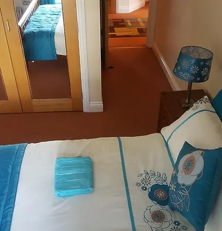 Penthouse Sleeps 11