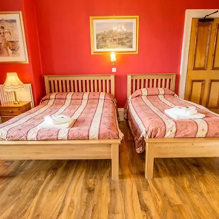 Corstorphine Hotel 3*