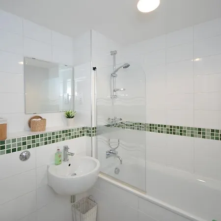 公寓 Quiet Spacious And Modern Sleeps 4